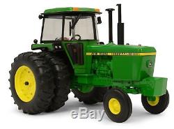 John Deere 4440 Tractor with duals PRESTIGE COLLECTION NIB! 1/16 scale LP51300