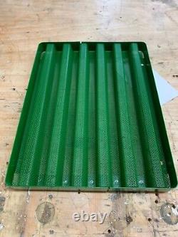 John Deere 650/ 750/ 850/ 950/ 1050 Tractor Hood Side Screen