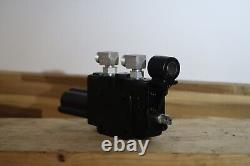 John Deere 655 755 855 955 Tractor Loader Control Valve Regenerative Am875174