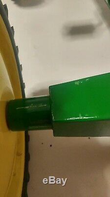 John Deere 7020 4WD Pedal Tractor ERTL