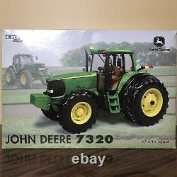 John Deere 7320 Tractor Ertl Britains 2005 Farm Show 116 Limited Edition