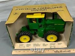 John Deere 7520 116 Tractor ORIGINAL In Original BOX RARE