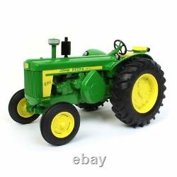 John Deere 820 Wide 1/16 Scale Tractor Prestige Series