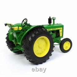 John Deere 820 Wide 1/16 Scale Tractor Prestige Series