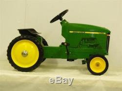 John Deere 8400 Pedal Tractor by ERTL NIB! Unassembled