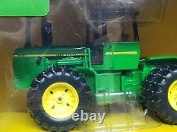 John Deere 8630 Tractor with Duals 2007 Plow City Farm Toy Show By Ertl 1/32 Scale