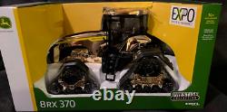 John Deere 8RX 370 1/16 Scale Gold Collector Edition Expo Tractor