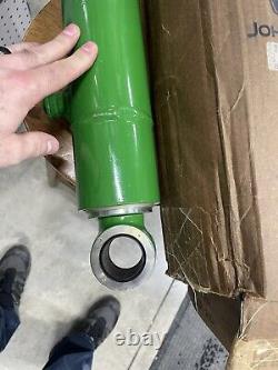 John Deere AH156170 Lift Cylinder New Old Stock