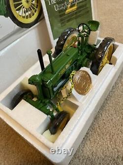 John Deere Collector Center Precision BWH-40 NIB Unstyled B Special Edition