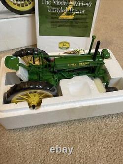 John Deere Collector Center Precision BWH-40 NIB Unstyled B Special Edition