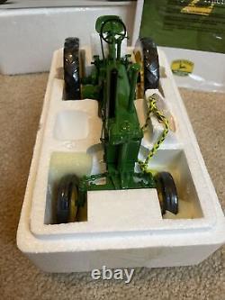 John Deere Collector Center Precision BWH-40 NIB Unstyled B Special Edition