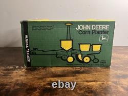 John Deere Corn Planter 4 row ERTL 1/16 #595 With BOX farm toy diecast