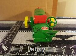 John Deere Dain 1/16 diecast farm tractor replica collectable by Spec Cast