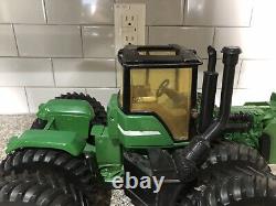 John Deere Farm Country Metal Diecast Model Tractor Dealer Edition Large