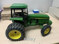 John Deere Farm Toy 4960 4WD Articulating Tractor Original Paint Vintage Heavy