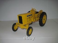 John Deere Farm Toy Tractor 440 Industrial RARE 1/16
