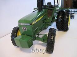 John Deere Farm Toy Tractor 4760 with Disc Ertl 1/16