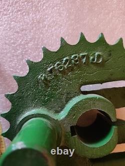 John Deere H76287 28 Tooth Sprocket NEW