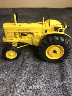John Deere INDUSTRIAL 720 DIESEL TRACTOR 2008 TWO-CYLINDER CLUB #16178A ERTL