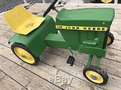 John Deere Lgt Pedal Tractor