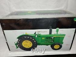 John Deere Model 5010 Tractor Precision Classics ERTL 15608 116 Scale NIB