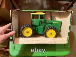 John Deere ORIGINAL 4-Wheel Drive Cab tractor Ertl 1/16 NIB NW IN Box 510 RARE