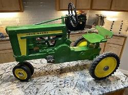 John Deere Pedal Tractor Early Model Rare Very Good Condition Open To Any Offers