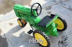 NEW IN THE BOX John Deere A Pedal Tractor ERTL 15035-1HA Last One I Have
