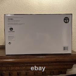 NIB 1/16 John Deere 730 Argentina HiCrop Diesel 2011 Two Cylinder Club ZFN16207A