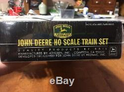 NIB Athearn 1998 John Deere HO scale train set With75th Anniv Model D Tractors