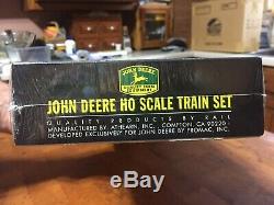 NIB Athearn 1998 John Deere HO scale train set With75th Anniv Model D Tractors