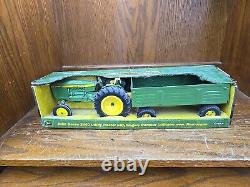 New 2002 John Deere 2440 Tractor And Wagon 116 Die-Cast Replica by Ertl