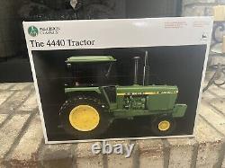 Precision John Deere 4440 Tractor Ertl 1/16 Toys