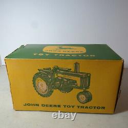 RARE! Ertl John Deere 630 Tractor 1958 1/16 JD-58-IC-B