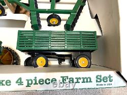 Scale Models Deluxy 4 Piece Farm Set Barn Box John Deere 116 Scale