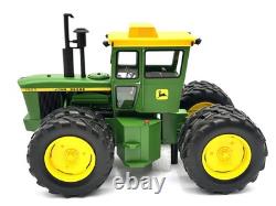 Schuco 132 John Deere 7520 Tractor 450916500