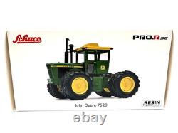 Schuco 132 John Deere 7520 Tractor 450916500