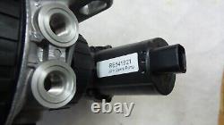 Unused John Deere RE541921 12V pump & filter combo