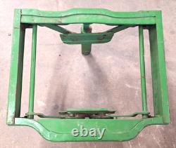 Used Float Ride Seat For John Deere 720 & 730 Tractor Af3276r / Ar20349r
