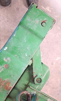 Used Float Ride Seat For John Deere 720 & 730 Tractor Af3276r / Ar20349r
