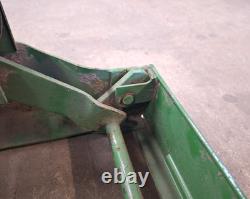 Used Float Ride Seat For John Deere 720 & 730 Tractor Af3276r / Ar20349r