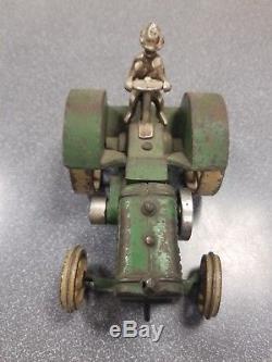 Vindex Model D John Deere Cast Iron Toy Tractor. 100% original