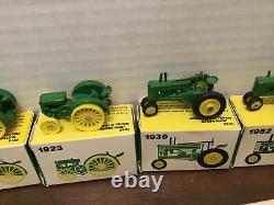 Vintage ERTL John Deere Evolution of Tractors #560 Set NIP 1892-1960 Miniature