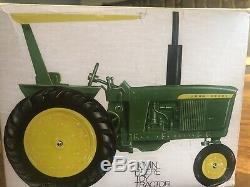 Vintage Ertl John Deere 3020 ROPS Tractor Very RARE New In Box NIB 1/16