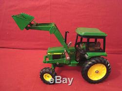 Vintage Ertl John Deere Lot Of 3 116 Diecast Tractors + Manure Spreader