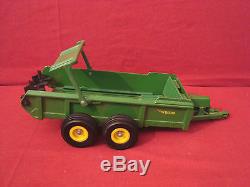 Vintage Ertl John Deere Lot Of 3 116 Diecast Tractors + Manure Spreader