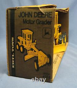 Vintage Ertl Toys Scale Models Diecast 1/16 John Deere Motor Grader MIB