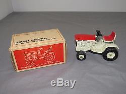 Vintage John Deere 140 Patio Lawn Garden Tractor ERTL New in Box RARE Red