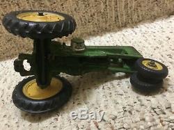 Vintage Original Arcade Cast Iron John Deere A Toy Tractor 1/16 scale Rare